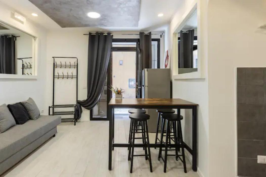 Historical Workshop Apartment - Fico Рим Экстерьер фото
