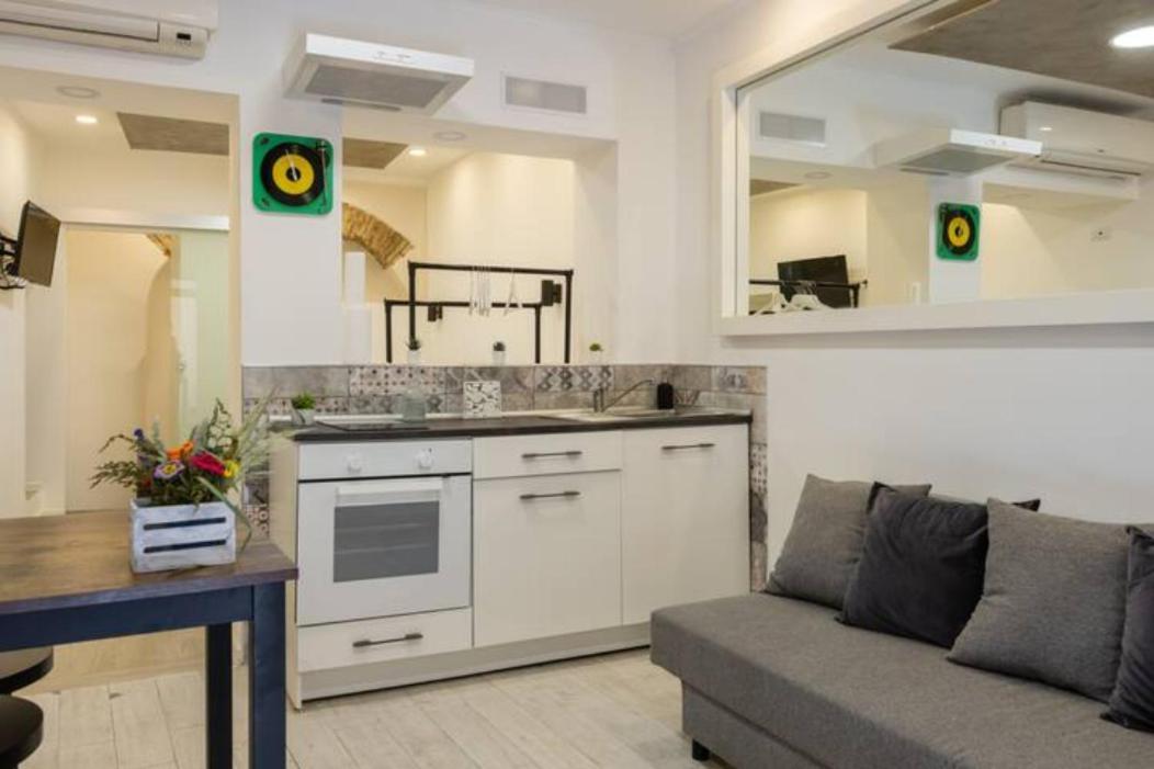 Historical Workshop Apartment - Fico Рим Экстерьер фото